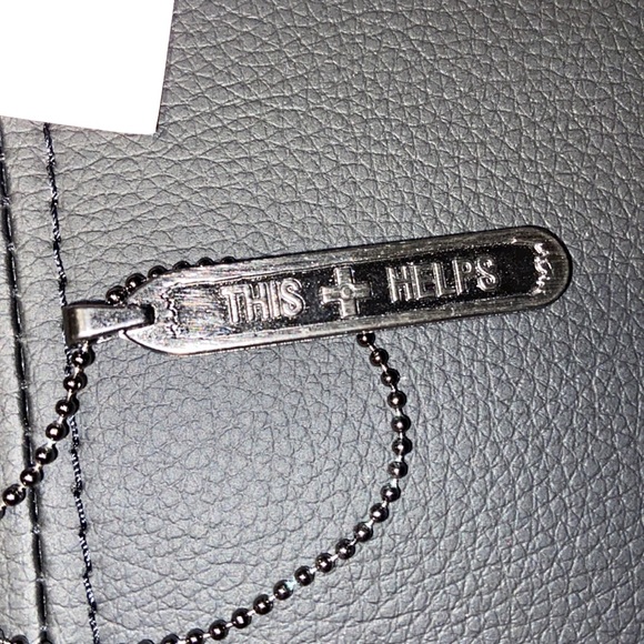 Devonne By Demi Lovato Tag Necklace - Picture 9 of 9
